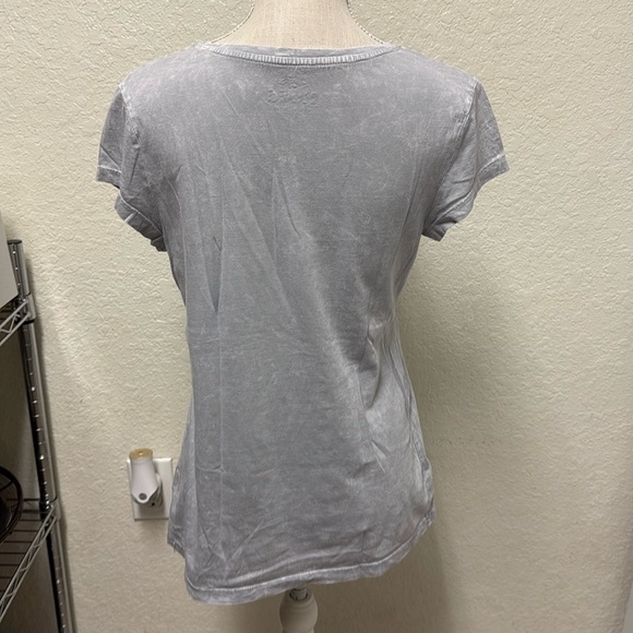 MUDD Destiny Gray Graphic Tee Size XL (Juniors) - Picture 2 of 16